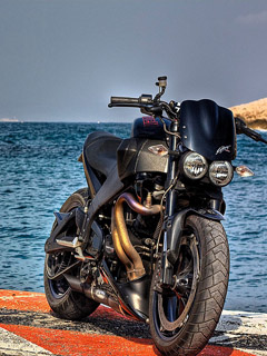 Мотоцикл у моря