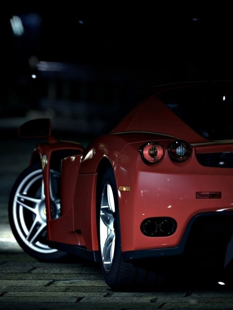 Красное авто в ночи
