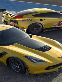2 желтых авто