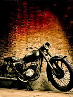 Старый мотоцикл - декорация