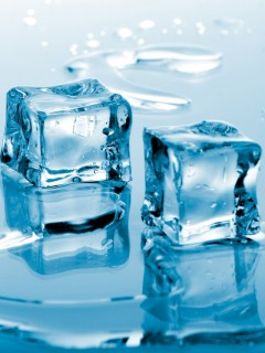 Тающие кубики льда