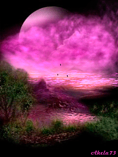 Планета с фиолетовой атмосферой