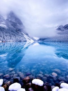 Зимняя сказка и зеркальное озеро