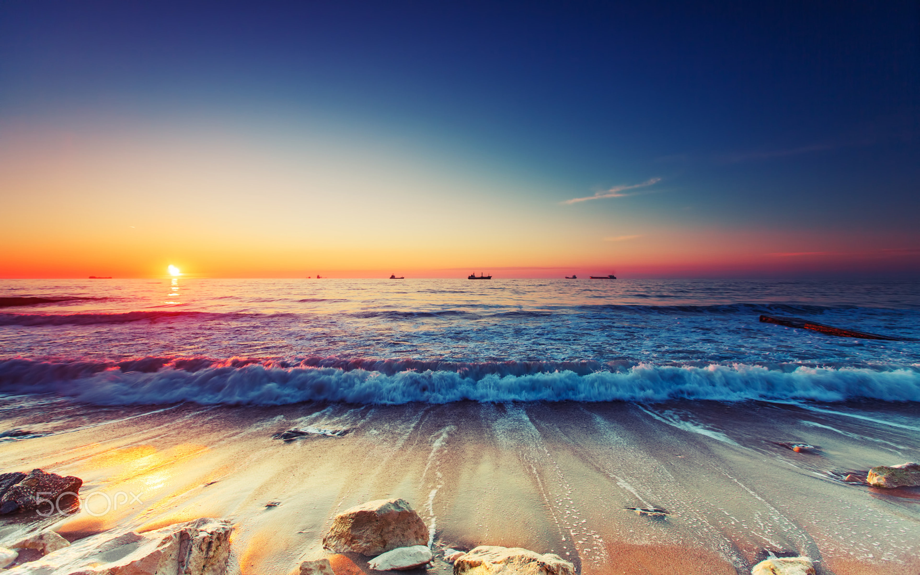 Песня на телефон берег. Закат на море. Красивое море. Море солнце. Рассвет на море.
